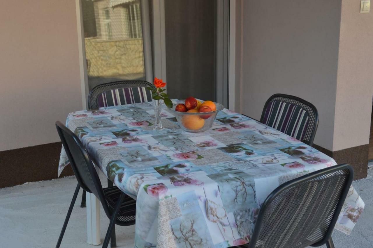 Fourm Apartment Bibinje Bagian luar foto